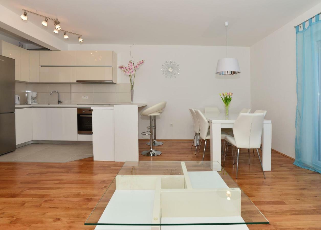 Apartman Dominik マカルスカ エクステリア 写真